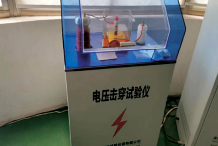 Goto Electric Equipment of Voltage Breakdown Tester